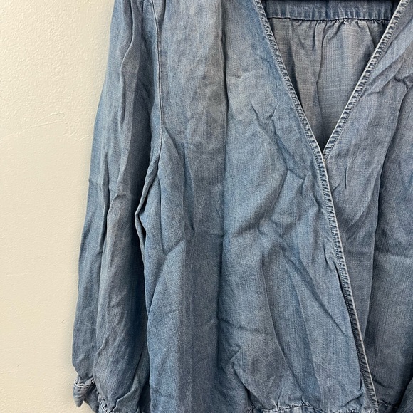 Velvet heart chambray wrap top - Picture 7 of 9